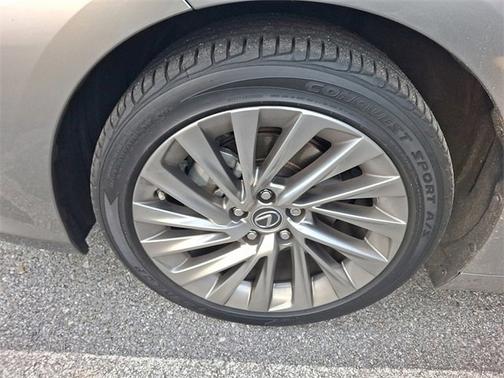 2019 Lexus ES 350 Premium