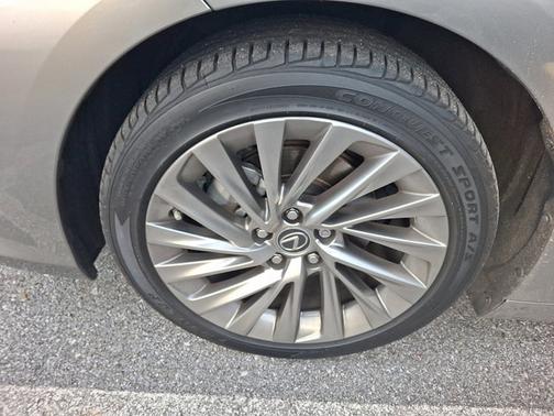 2019 Lexus ES 350 Premium