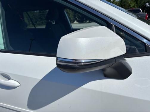 Wind Chill Pearl 2024 Toyota RAV4 Hybrid SE