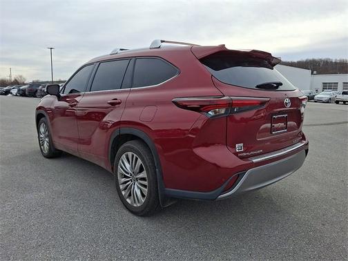 2024 Toyota Highlander Platinum