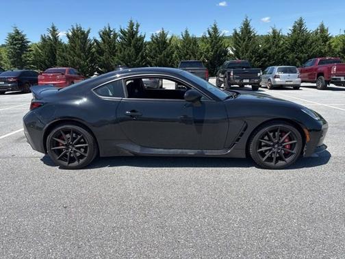 2025 Toyota GR86 Premium