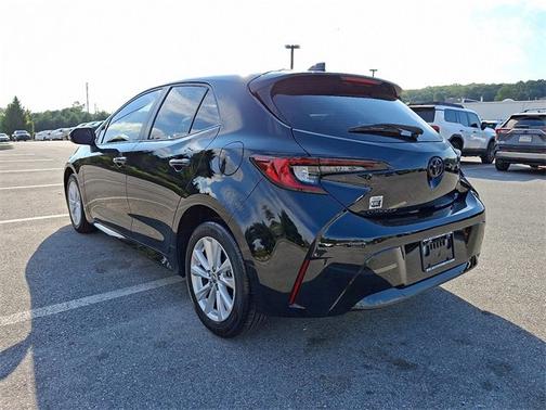 2024 Toyota Corolla Hatchback SE