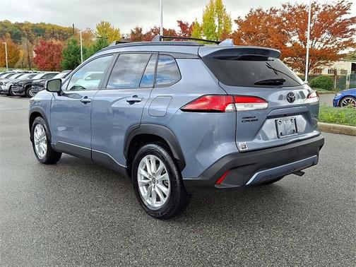 2022 Toyota Corolla Cross LE