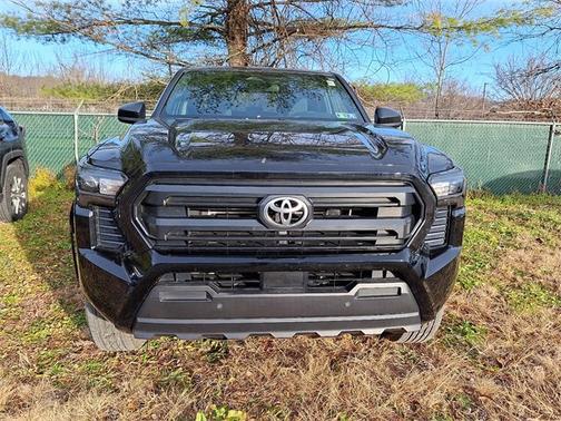 2024 Toyota Tacoma SR