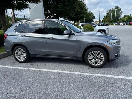 Space Gray Metallic 2017 BMW X5 xDrive35i