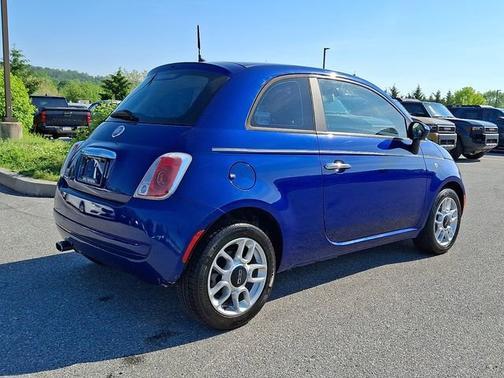 Azzurro (Blue) 2013 FIAT 500 Pop
