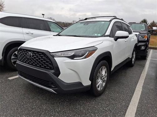 2022 Toyota Corolla Cross LE