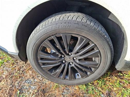 2024 Toyota Venza Nightshade