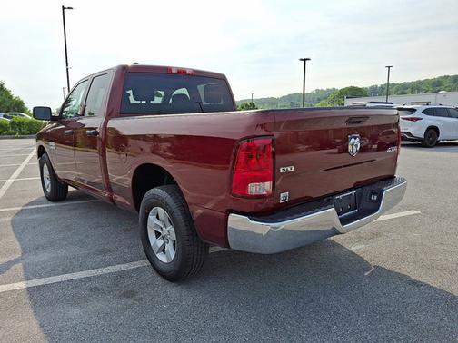 2024 RAM 1500 SLT