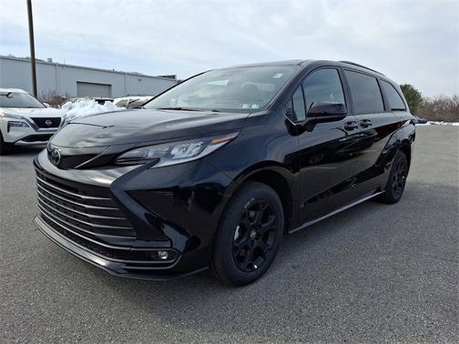 2026 Toyota Sienna Woodland Edition