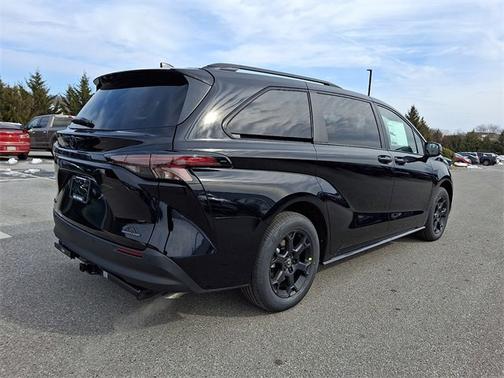 2026 Toyota Sienna Woodland Edition