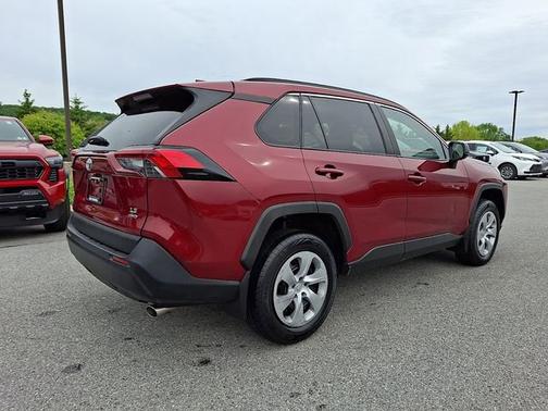 Ruby Flare Pearl   3T3 2019 Toyota RAV4 LE