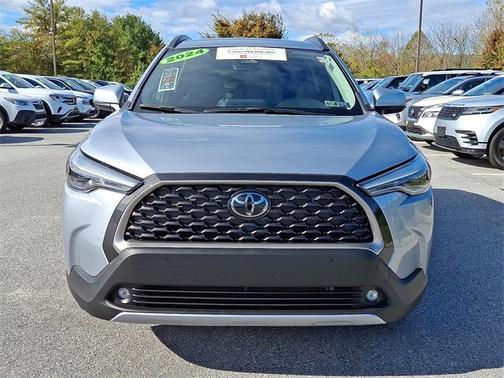 2024 Toyota Corolla Cross XLE