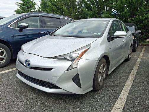 Classic Silver Metallic 2016 Toyota Prius Four