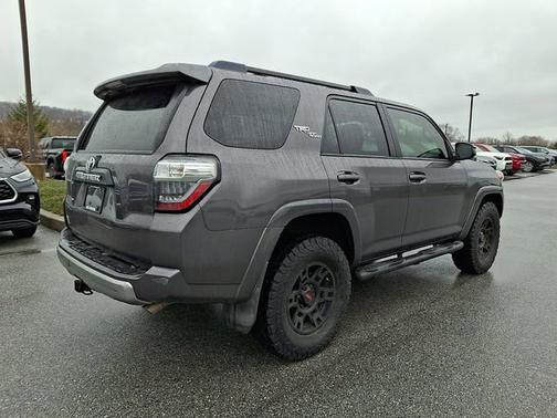 Magnetic Gray Metallic 2019 Toyota 4Runner SR5
