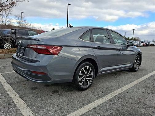 2024 Volkswagen Jetta S