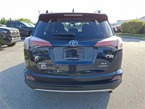 2018 Toyota RAV4 Hybrid XLE