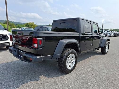 2023 Jeep Gladiator Sport S