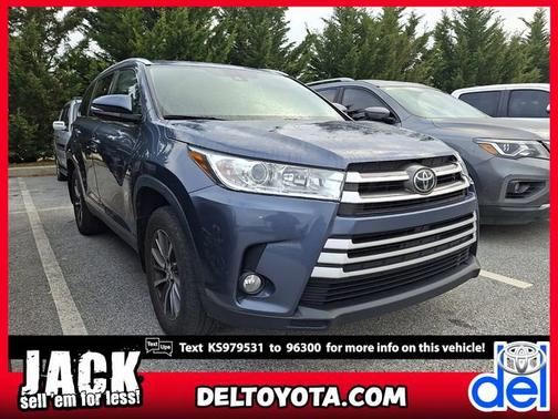 Shoreline Mist 2019 Toyota Highlander XLE