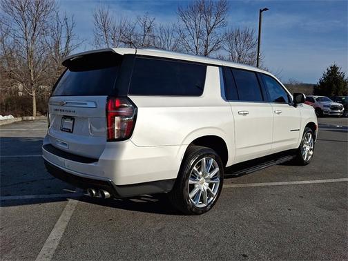 2023 Chevrolet Suburban High Country