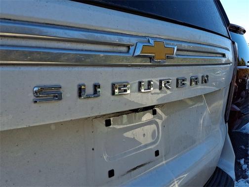 2023 Chevrolet Suburban High Country