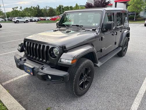 Granite Crystal Metallic Clearcoat 2021 Jeep Wrangler Unlimited Sahara