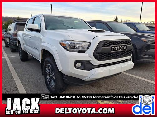 2017 Toyota Tacoma SR