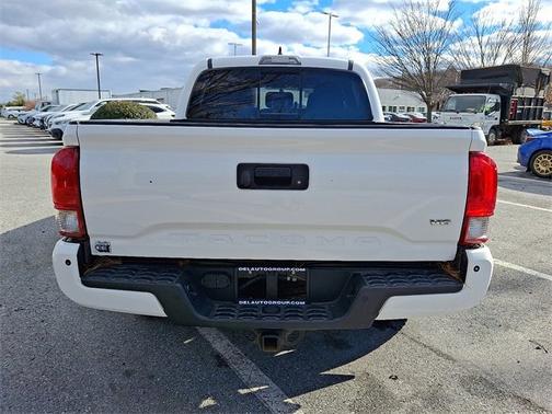 2017 Toyota Tacoma SR