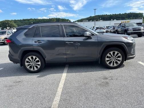 Magnetic Gray Metallic 2021 Toyota RAV4 XLE Premium