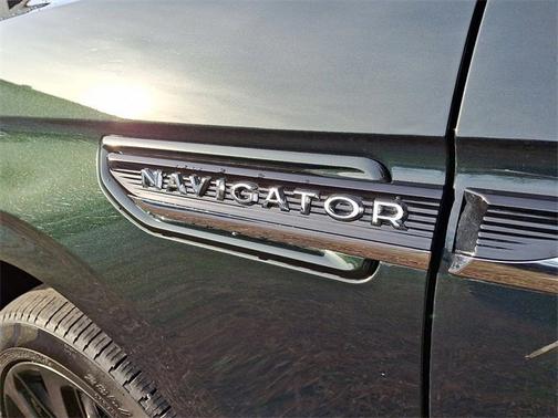 2023 Lincoln Navigator Black Label