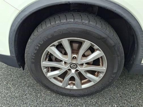 Glacier White 2020 Nissan Rogue S