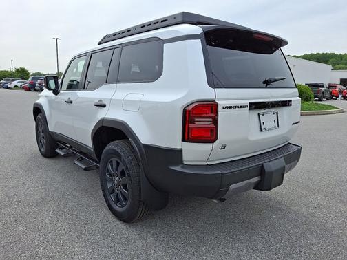 2025 Toyota Land Cruiser