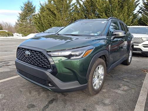 2025 Toyota Corolla Cross LE