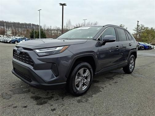 2024 Toyota RAV4 Hybrid XLE