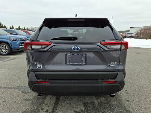 2024 Toyota RAV4 Hybrid XLE