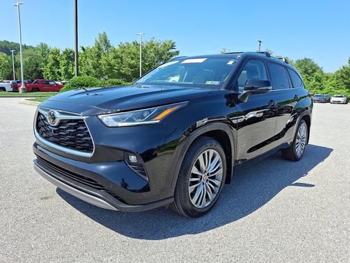 2022 Toyota Highlander Platinum