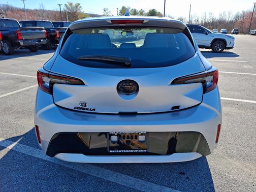 2024 Toyota Corolla Hatchback SE