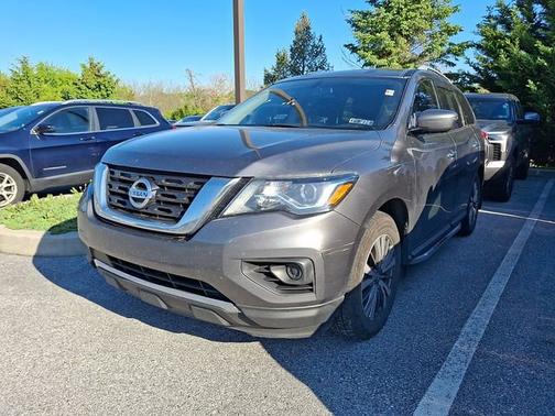 Gun Metallic 2019 Nissan Pathfinder S