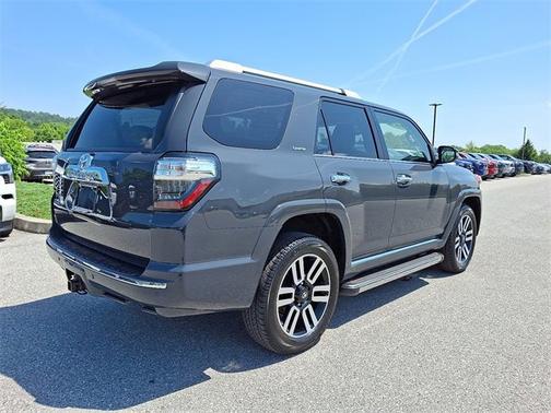 2024 Toyota 4Runner Limited
