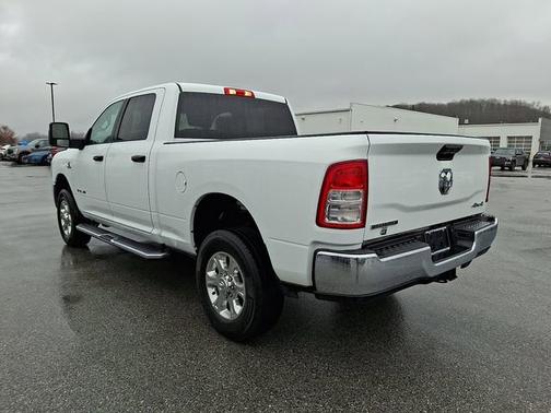 Bright White Clearcoat 2024 RAM 2500 Big Horn