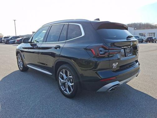 Black Sapphire Metallic 2024 BMW X3 xDrive30i