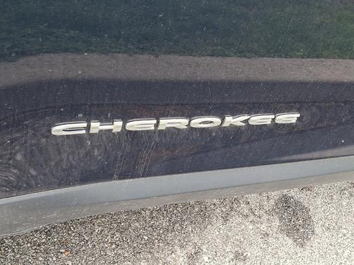 True Blue Pearlcoat 2016 Jeep Cherokee Latitude