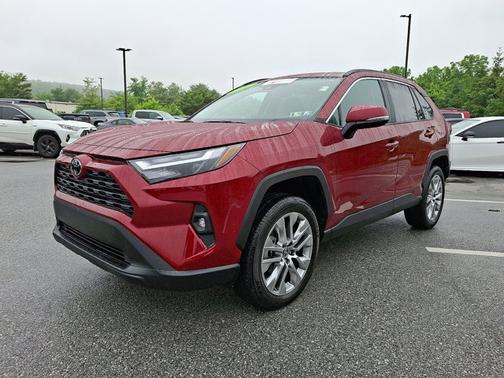 2022 Toyota RAV4 XLE Premium