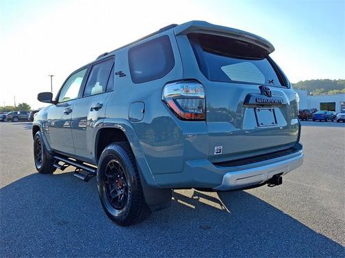 2023 Toyota 4Runner TRD Off Road