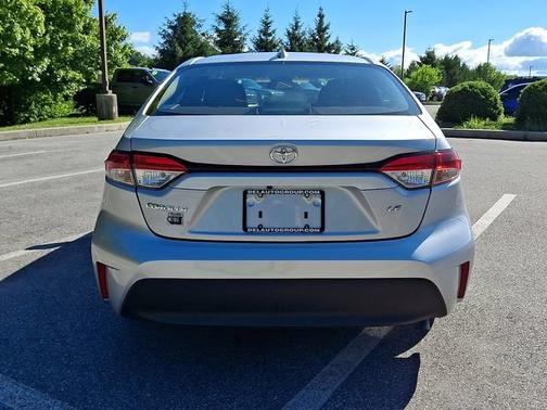 Classic Silver Metallic 2024 Toyota Corolla LE