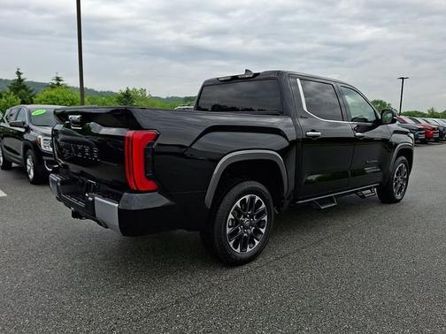 Midnight Black Metallic   218 2025 Toyota Tundra Limited