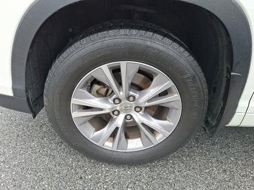 2015 Toyota Highlander LE Plus