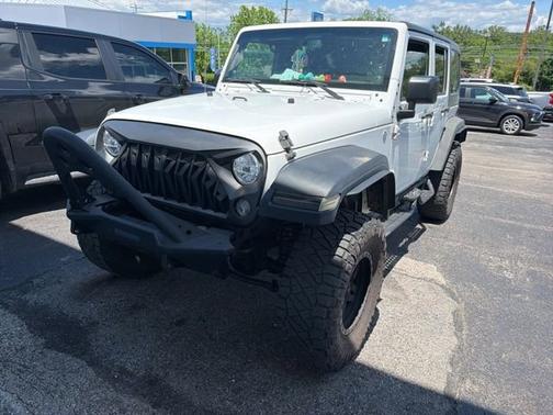 Bright White Clearcoat 2014 Jeep Wrangler Unlimited Sport