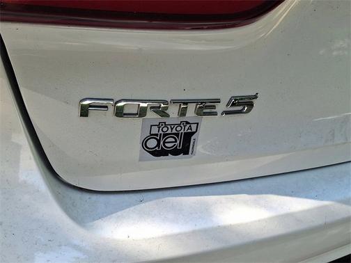 2017 Kia Forte5 EX