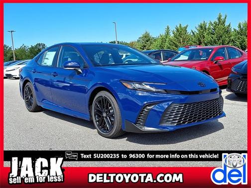 2025 Toyota Camry SE